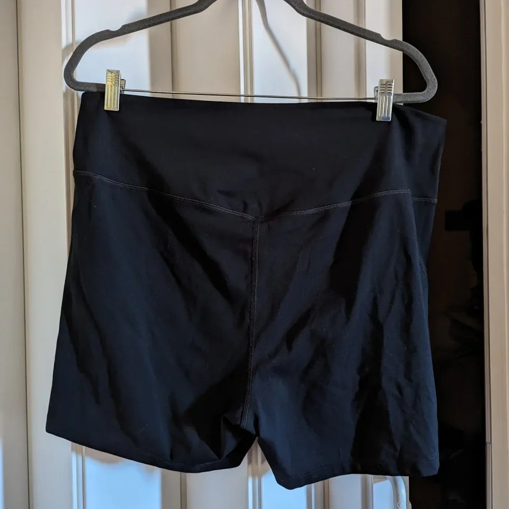 girlfriend collective high rise run shorts 4XL black - Picture 3 of 5